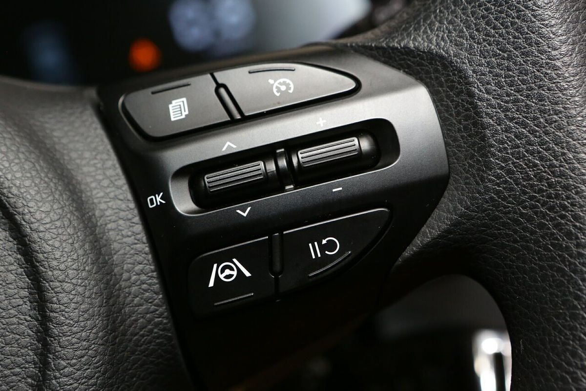 2024 Kia Stonic S YB