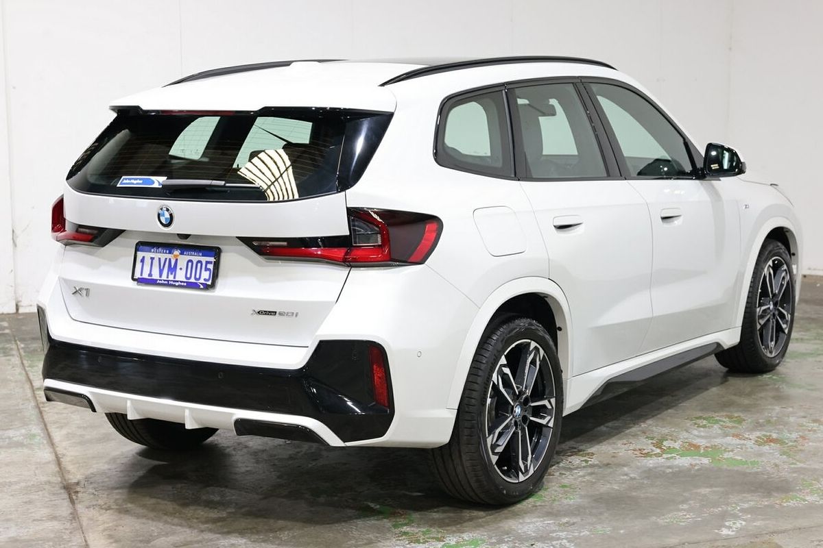 2023 BMW X1 xDrive20i M Sport U11
