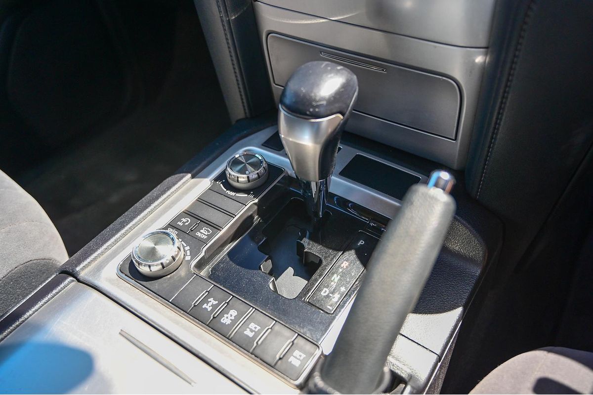 2018 Toyota Landcruiser GXL VDJ200R