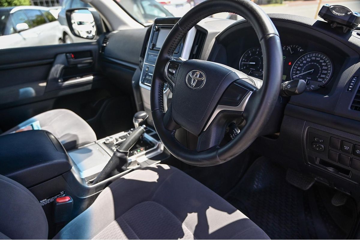 2018 Toyota Landcruiser GXL VDJ200R