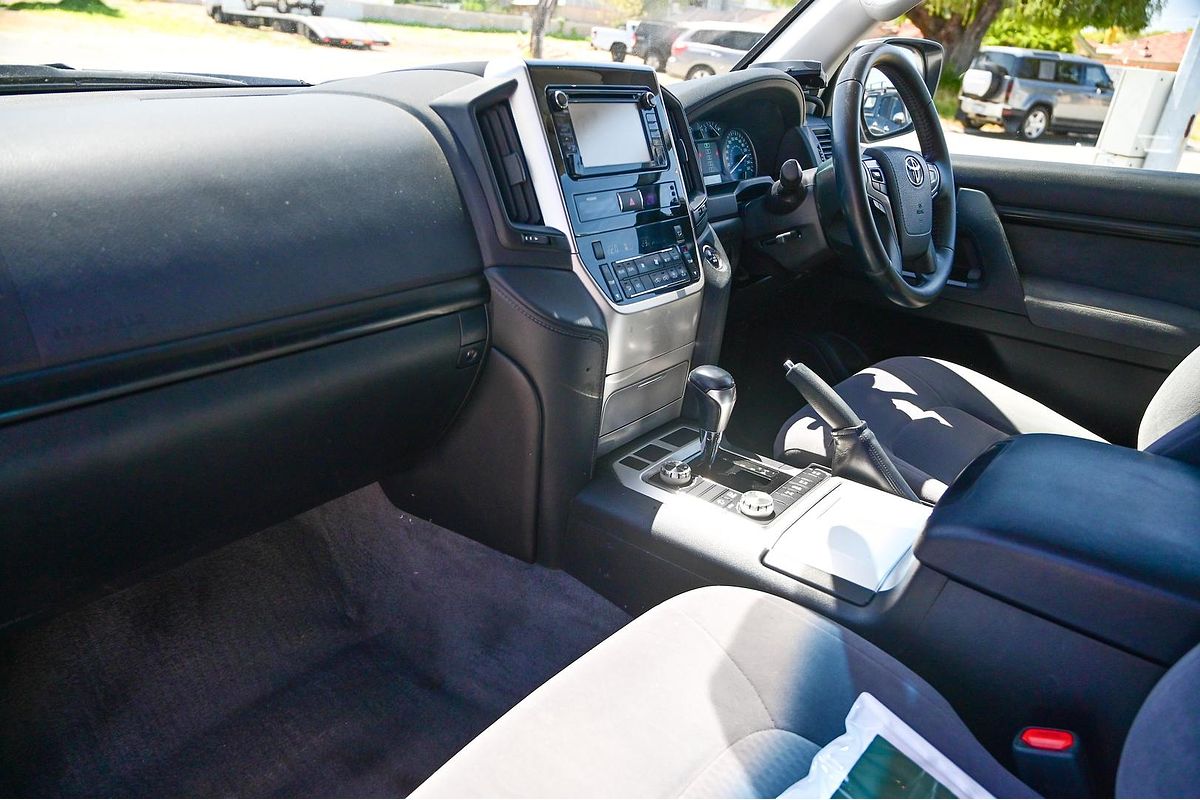 2018 Toyota Landcruiser GXL VDJ200R