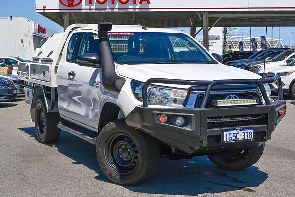 2018 Toyota Hilux SR GUN126R 4X4