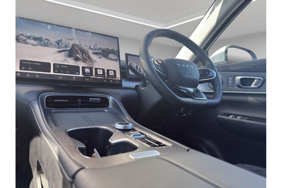 2025 Chery Tiggo 8 ULTIMATE 1.5PT PLUG IN HYBRID