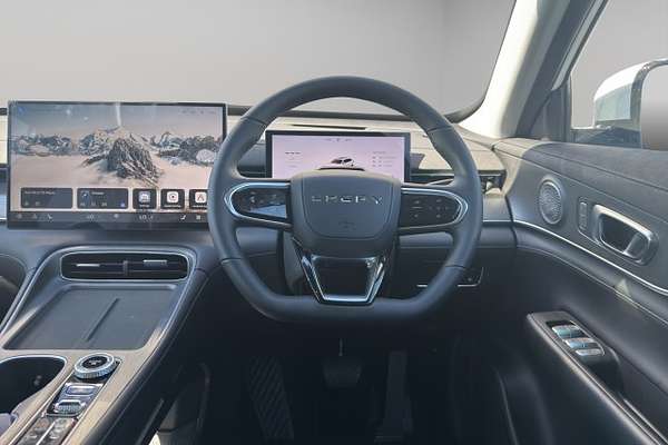 2025 Chery Tiggo 8 ULTIMATE 1.5PT PLUG IN HYBRID