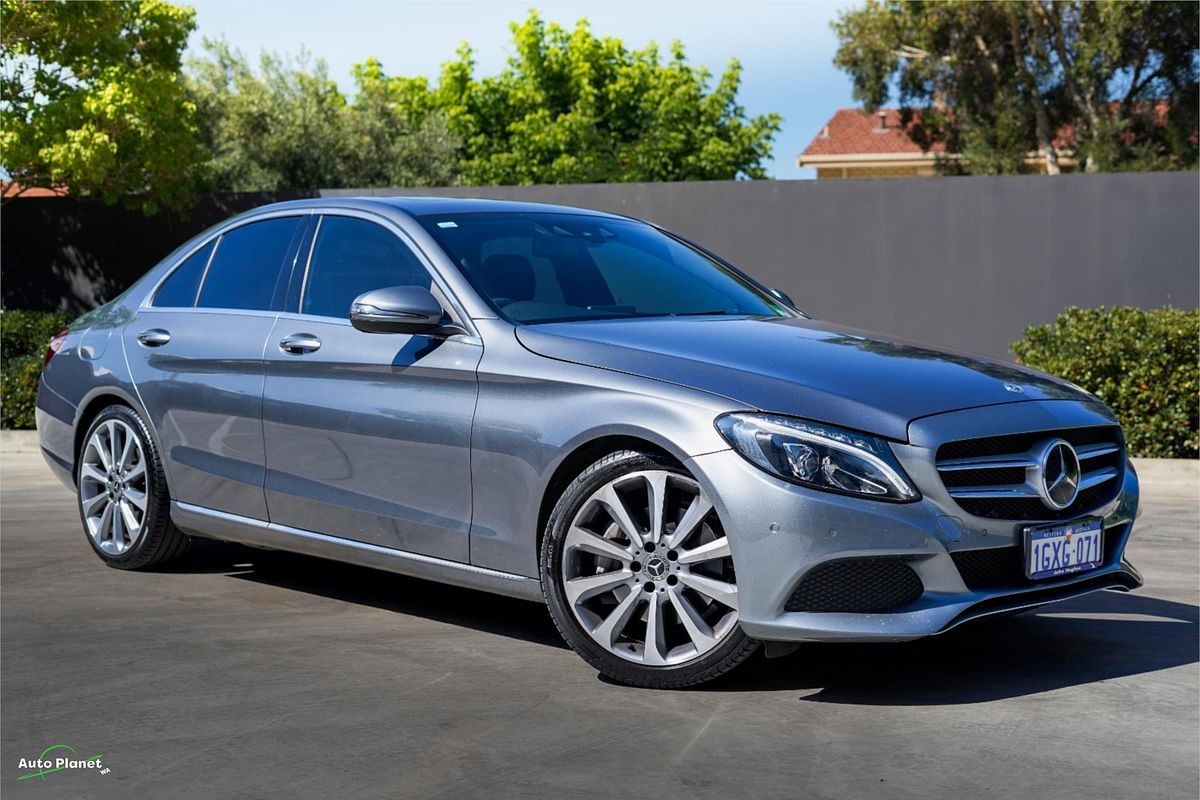 2018 Mercedes-Benz C-Class C300 W205