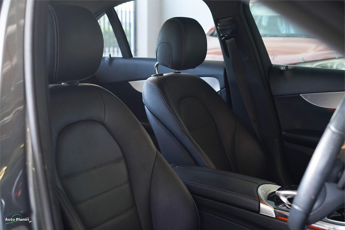 2018 Mercedes-Benz C-Class C300 W205