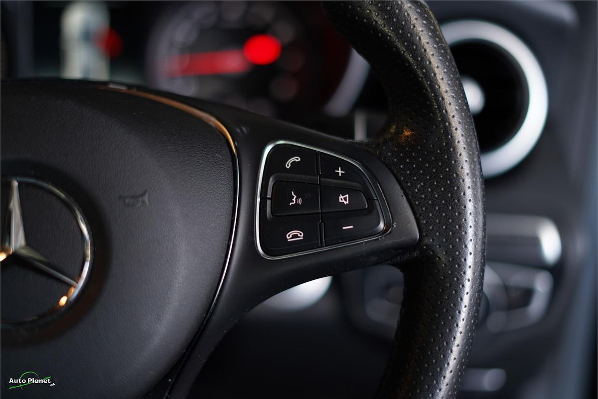 2018 Mercedes-Benz C-Class C300 W205