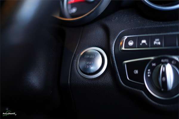 2018 Mercedes-Benz C-Class C300 W205