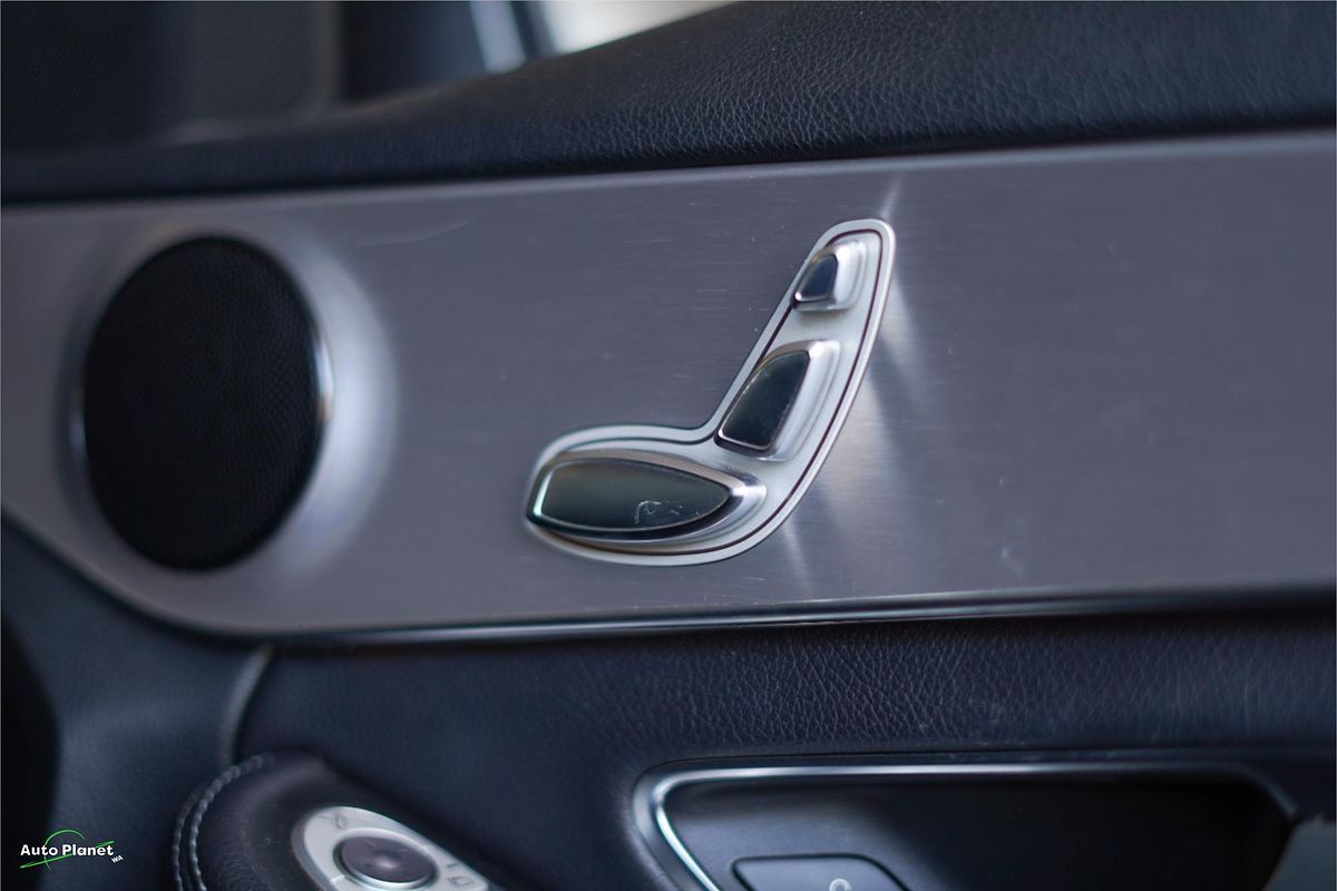 2018 Mercedes-Benz C-Class C300 W205