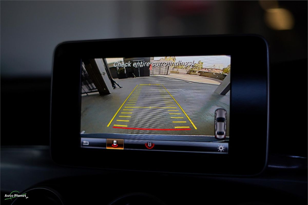 2018 Mercedes-Benz C-Class C300 W205