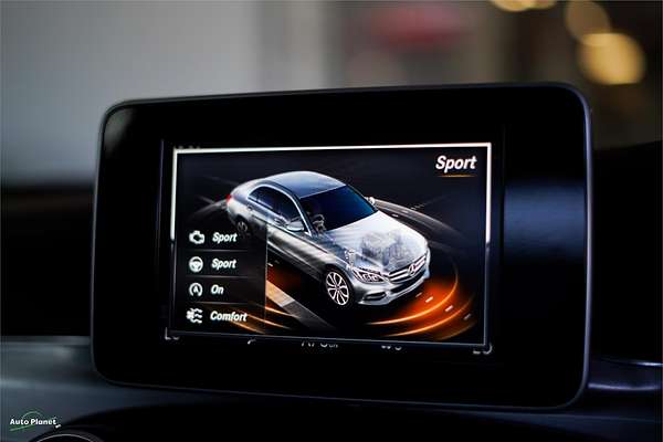 2018 Mercedes-Benz C-Class C300 W205