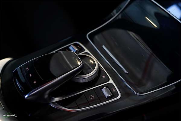 2018 Mercedes-Benz C-Class C300 W205