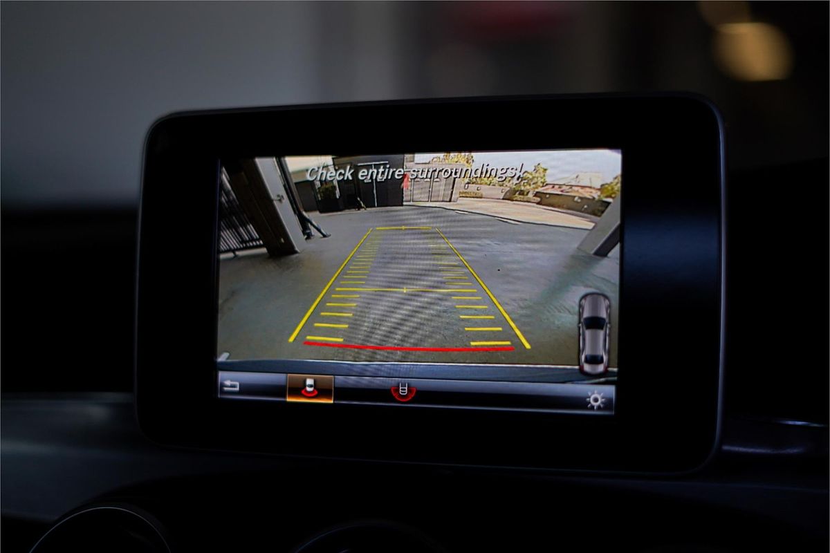 2018 Mercedes-Benz C-Class C300 W205