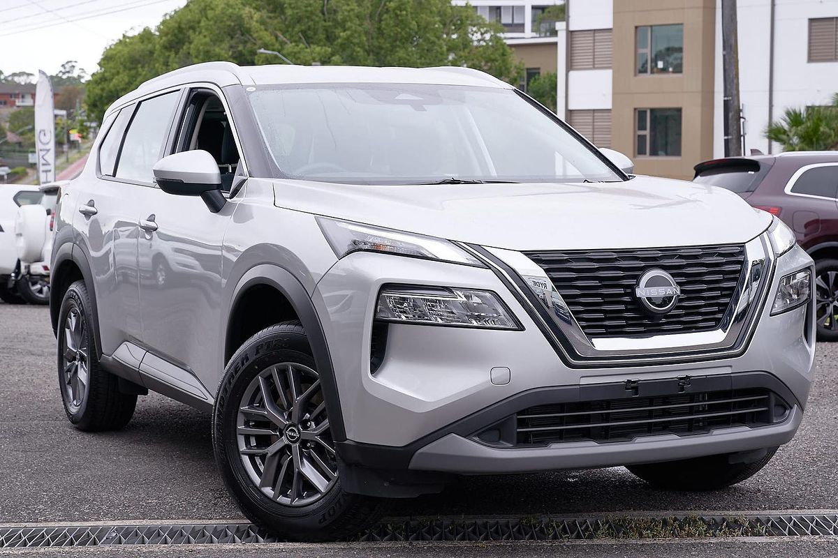 2025 Nissan X-TRAIL ST T33