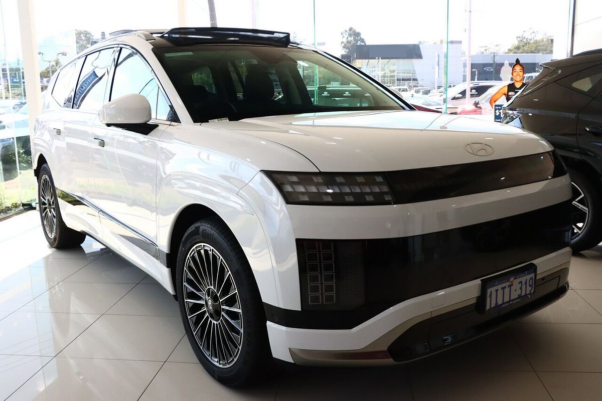 2025 Hyundai IONIQ 9 Calligraphy ME.V1