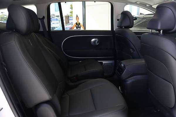 2025 Hyundai IONIQ 9 Calligraphy ME.V1