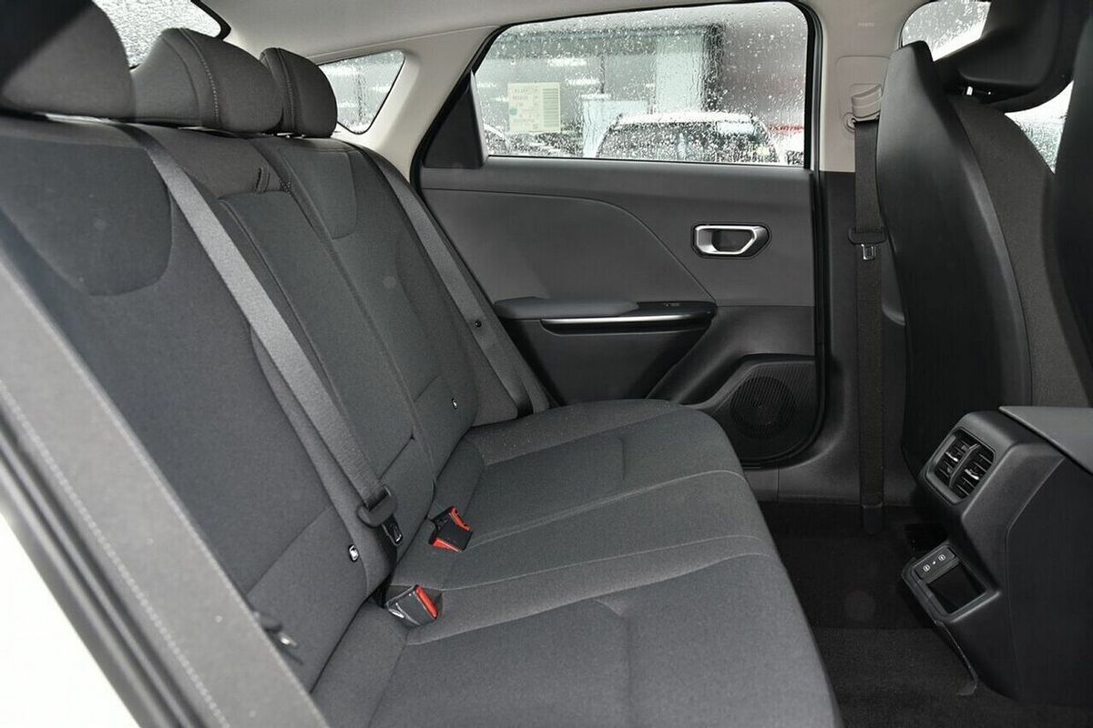 2025 Kia K4 Sport CL4m