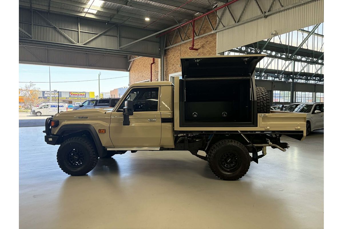 2025 Toyota Landcruiser GXL VDJL79R 4X4