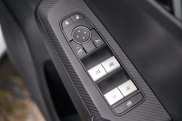 2024 Mitsubishi Outlander ES ZM