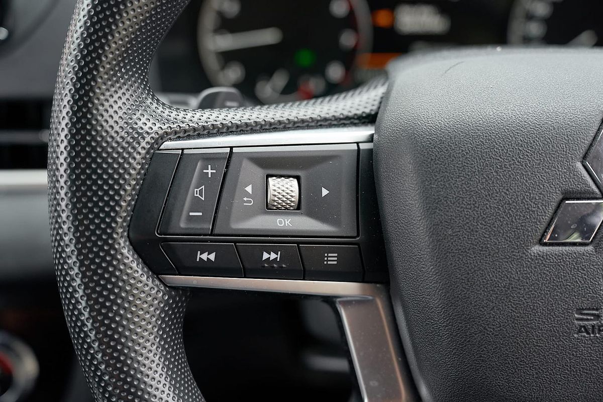 2024 Mitsubishi Outlander ES ZM