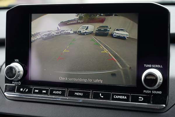 2024 Mitsubishi Outlander ES ZM