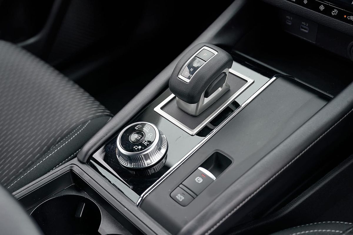 2024 Mitsubishi Outlander ES ZM