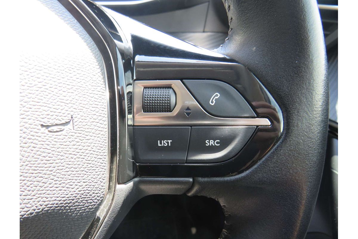 2021 Peugeot 2008 Allure P24