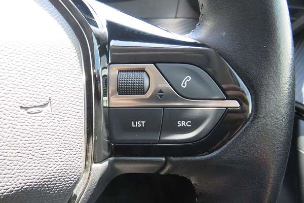 2021 Peugeot 2008 Allure P24