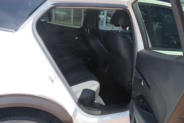 2021 Peugeot 2008 Allure P24