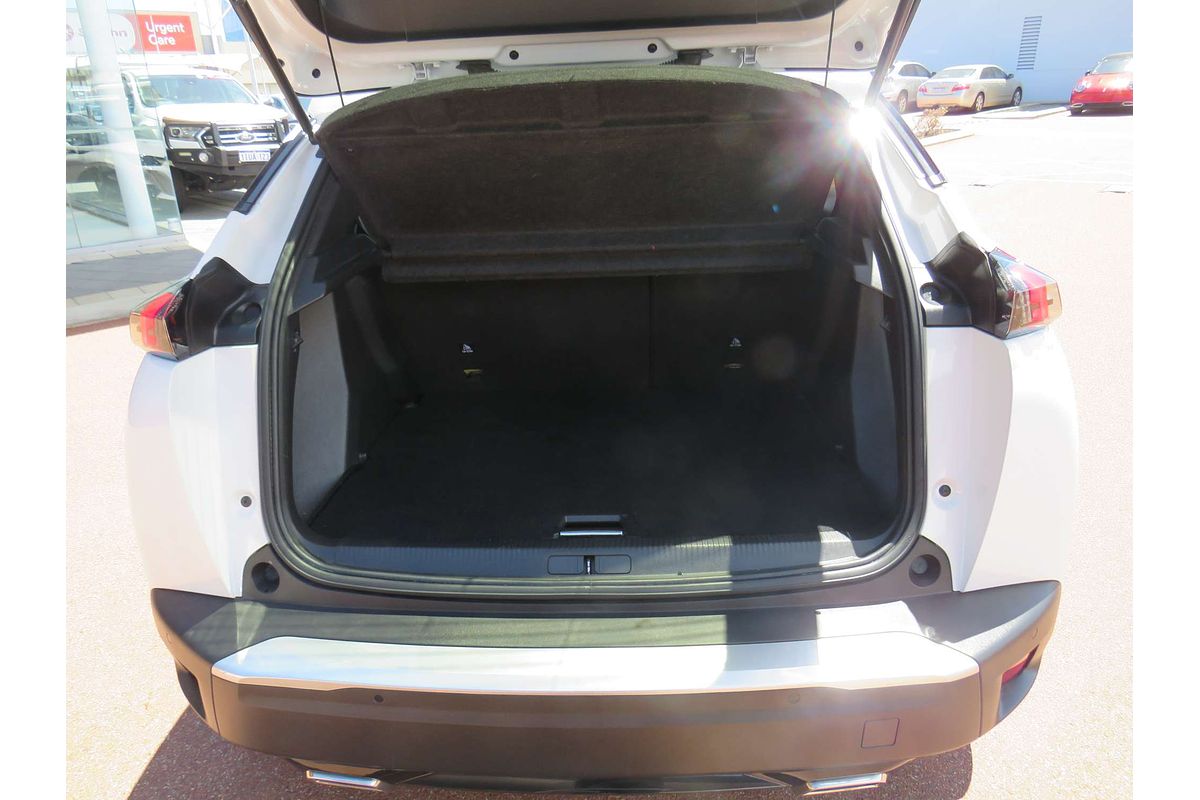 2021 Peugeot 2008 Allure P24