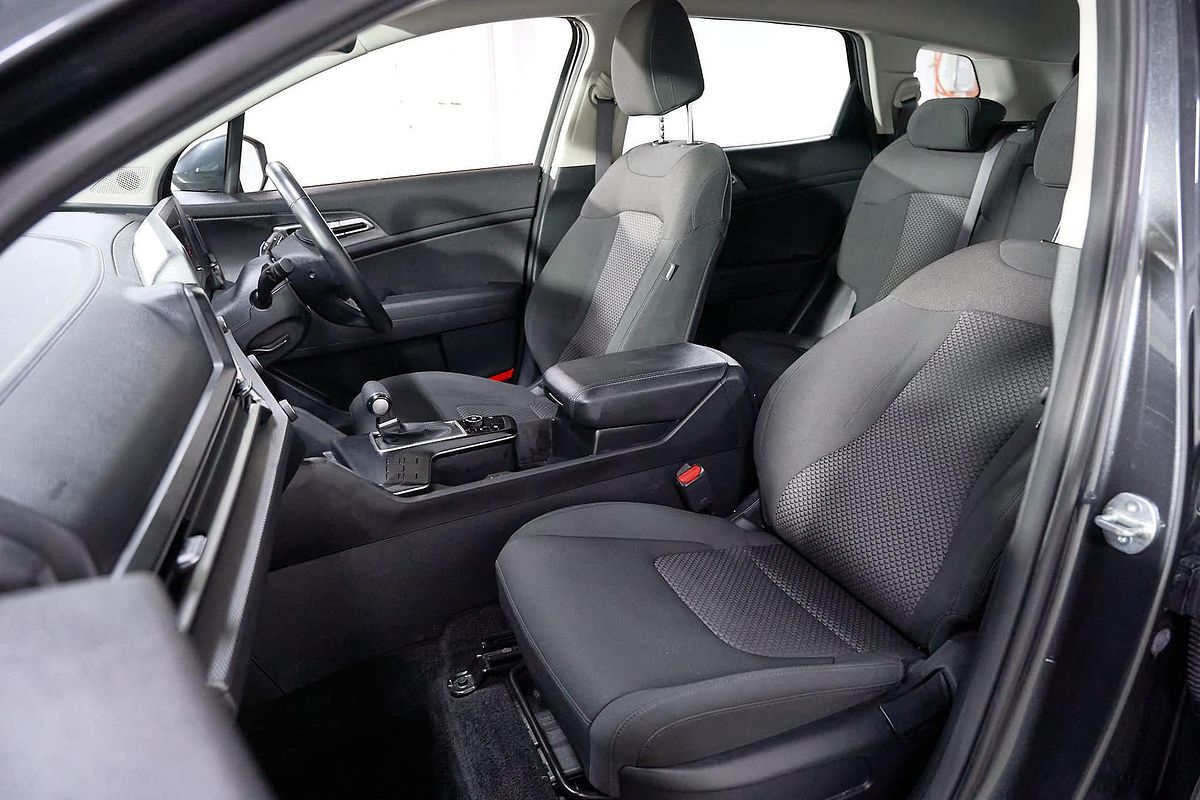 2023 Kia Sportage S NQ5