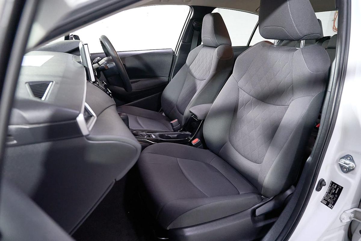 2022 Toyota Corolla Ascent Sport Hybrid ZWE211R