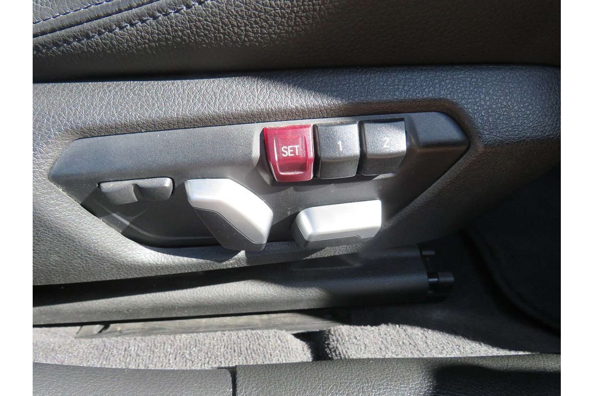 2018 BMW 3 Series 330i Sport Line F30 LCI