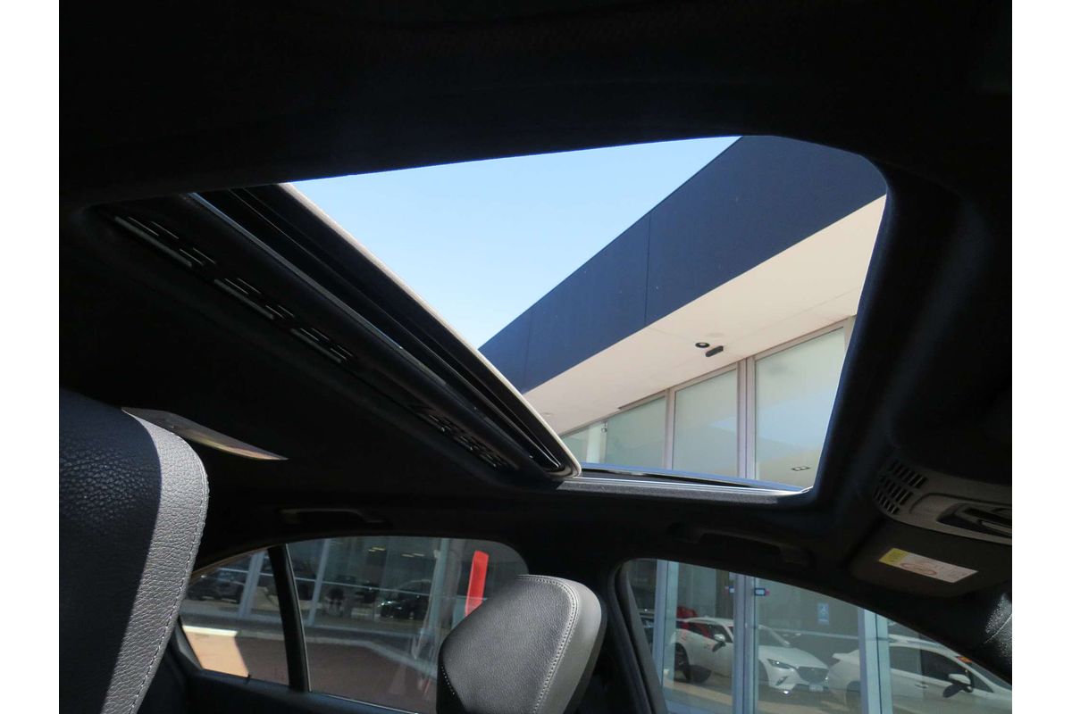 2018 BMW 3 Series 330i Sport Line F30 LCI