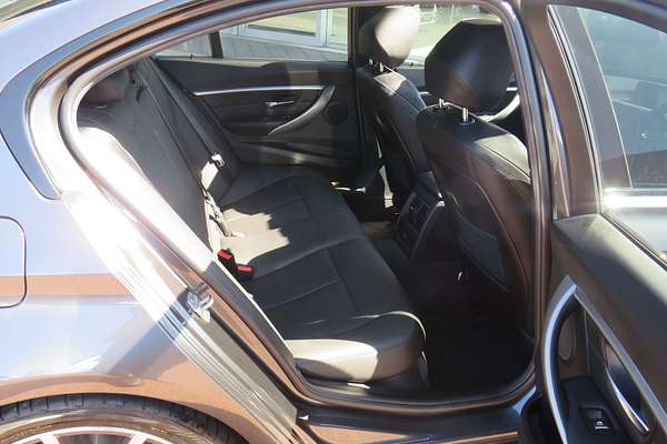 2018 BMW 3 Series 330i Sport Line F30 LCI