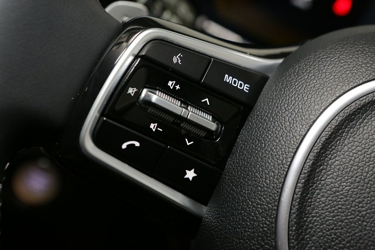 2025 Kia Sorento S MQ4 PE