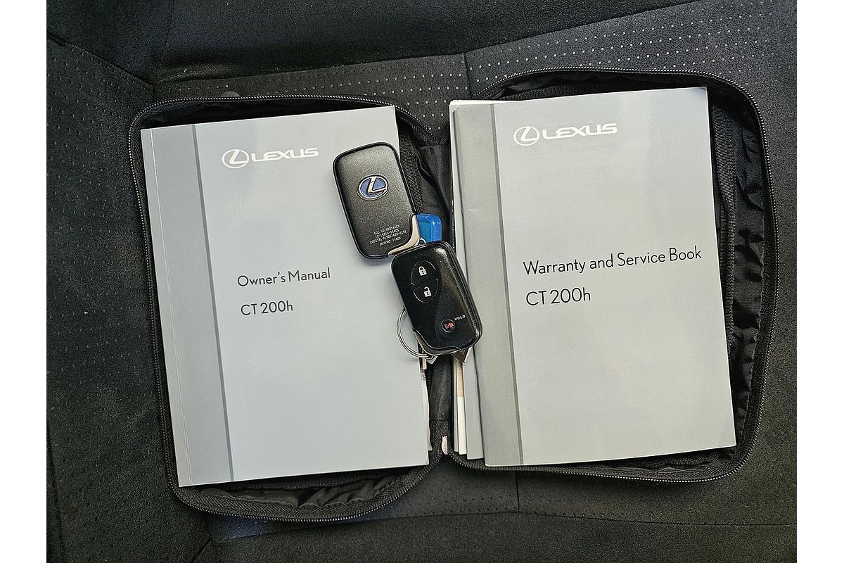 2018 Lexus CT CT200h Luxury ZWA10R