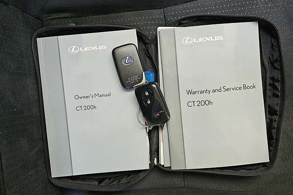 2018 Lexus CT CT200h Luxury ZWA10R