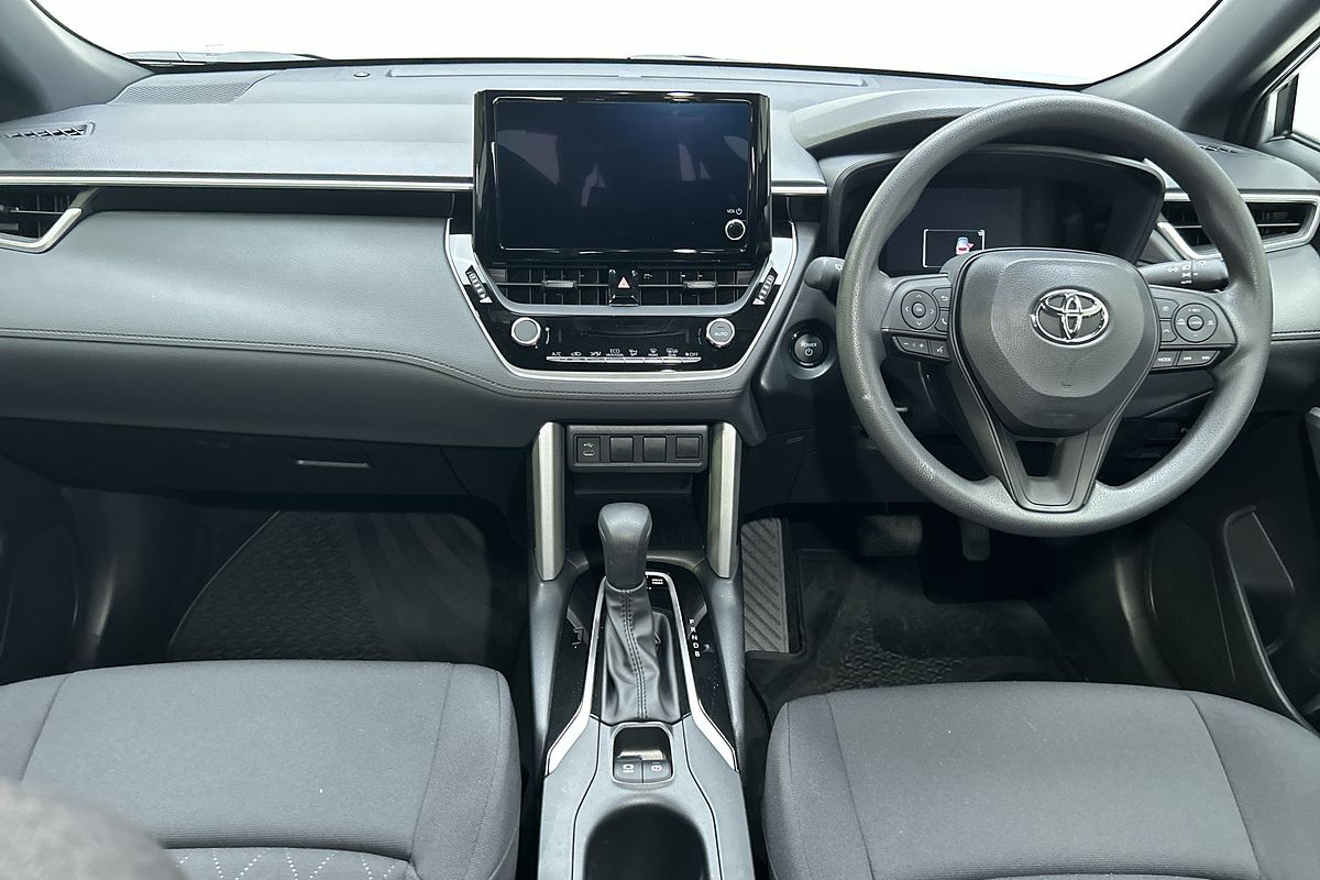 2024 Toyota Corolla Cross GX MXGH10R