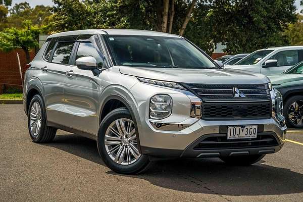 2021 Mitsubishi Outlander ES ZM