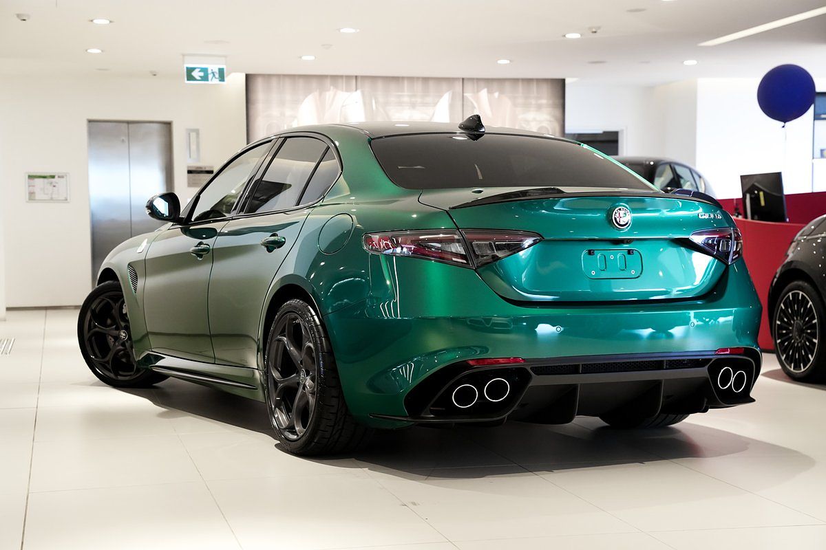 2025 Alfa Romeo Giulia Quadrifoglio Series 5