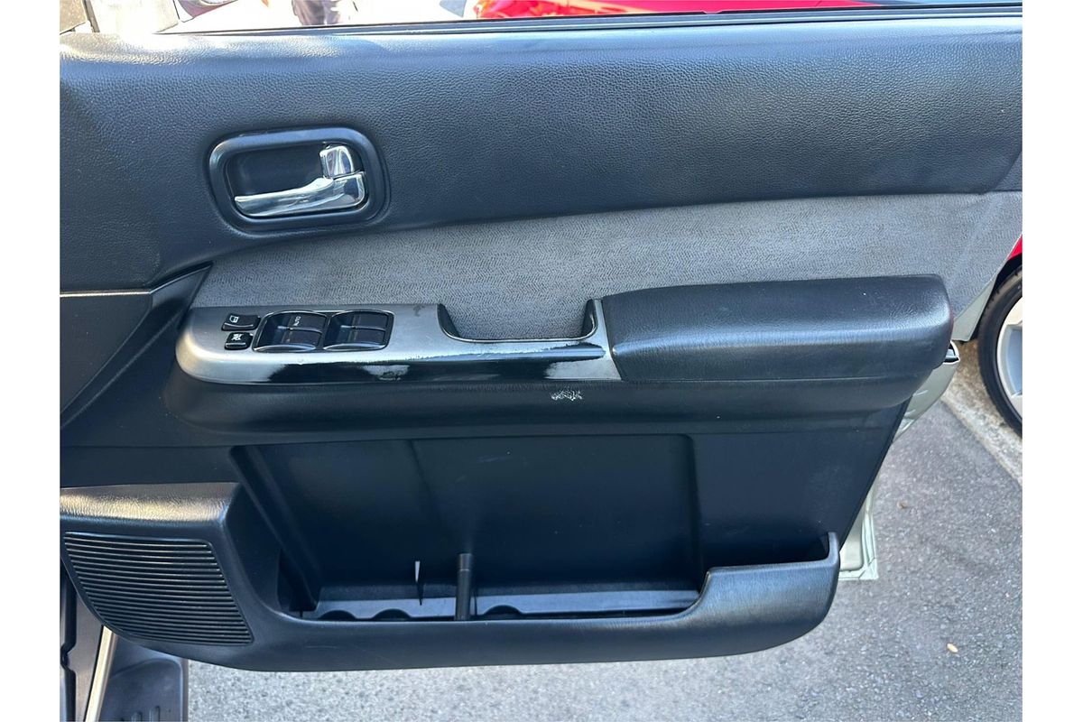 2010 Nissan Patrol ST GU 7