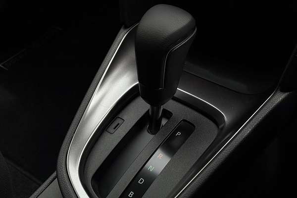 2025 Toyota Yaris Cross GXL MXPJ10R