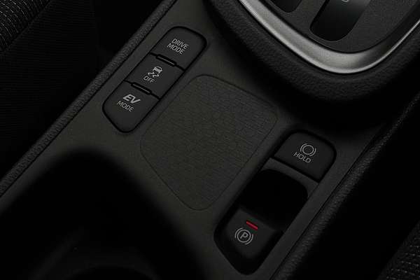 2025 Toyota Yaris Cross GXL MXPJ10R