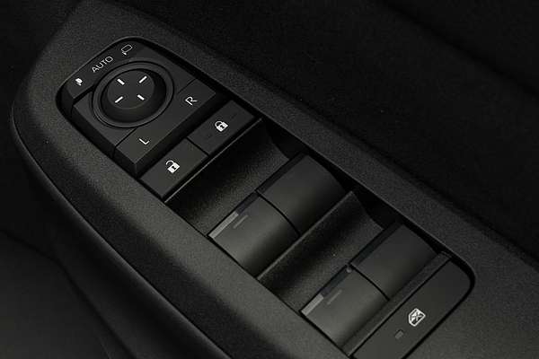 2025 Toyota Yaris Cross GXL MXPJ10R