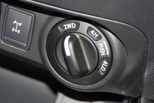 2025 Nissan Navara PRO-4X D23 4X4