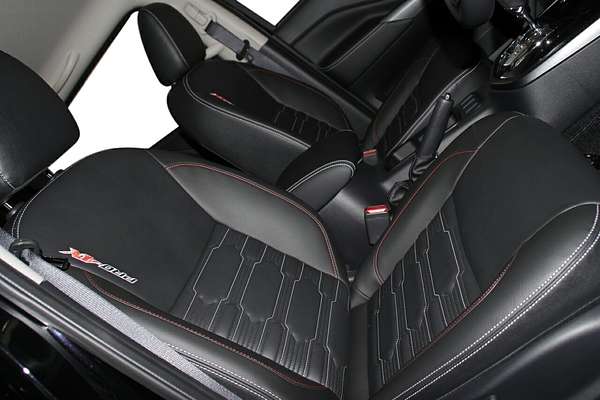 2025 Nissan Navara PRO-4X D23 4X4