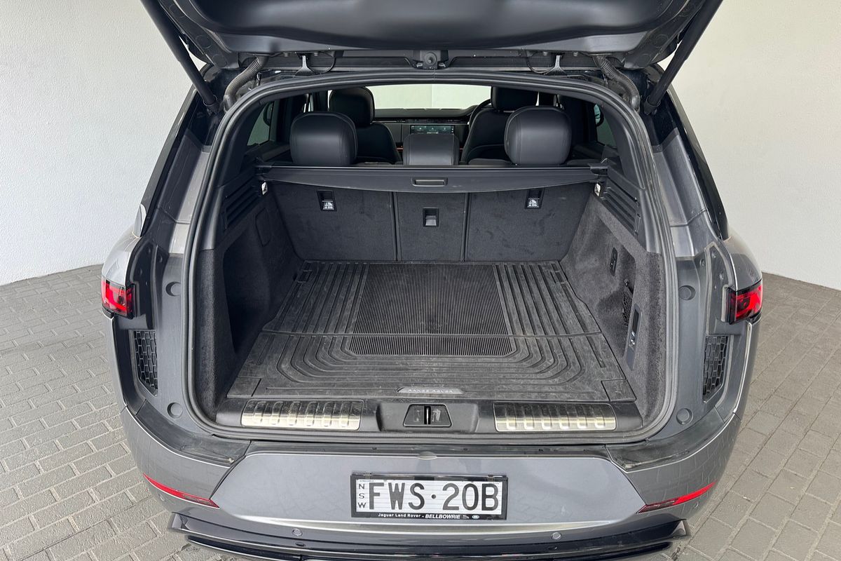 2024 Land Rover Range Rover Sport D250 Dynamic SE L461