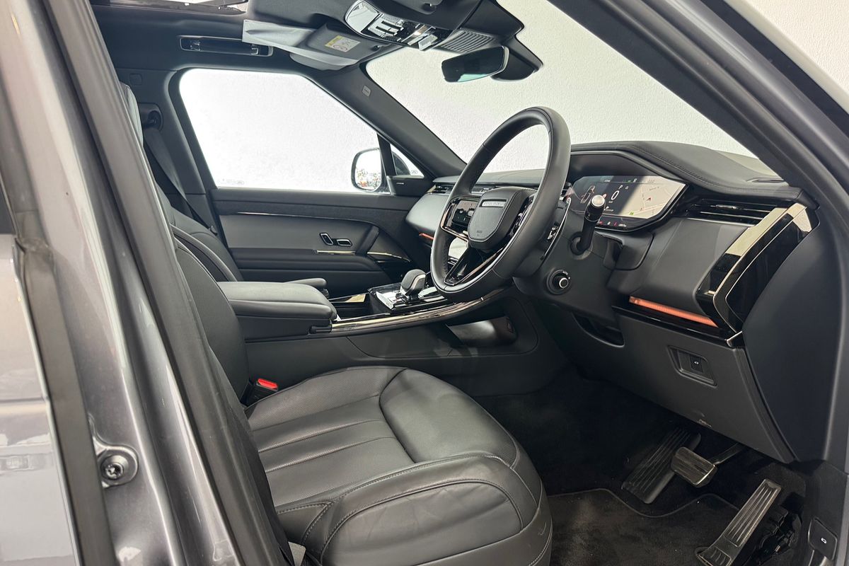 2024 Land Rover Range Rover Sport D250 Dynamic SE L461