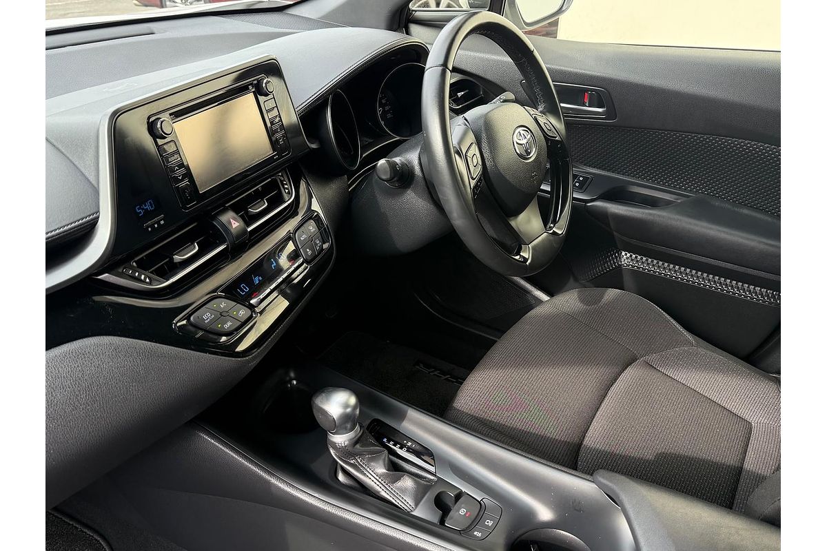 2019 Toyota C-HR NGX10R